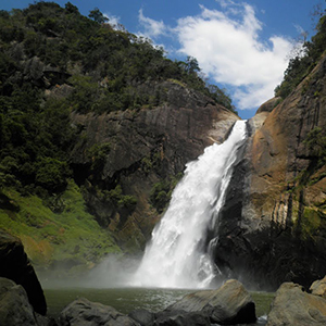 Dunhinda Falls