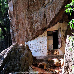 Piyangala Forest Hermitage